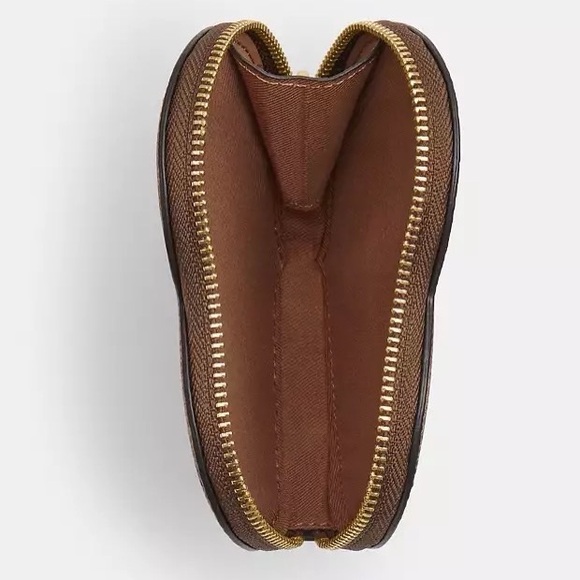 NWT Limited Coach CZ476 Heart Coin Case Signature Canvas Cherry Valentines - Picture 7 of 8